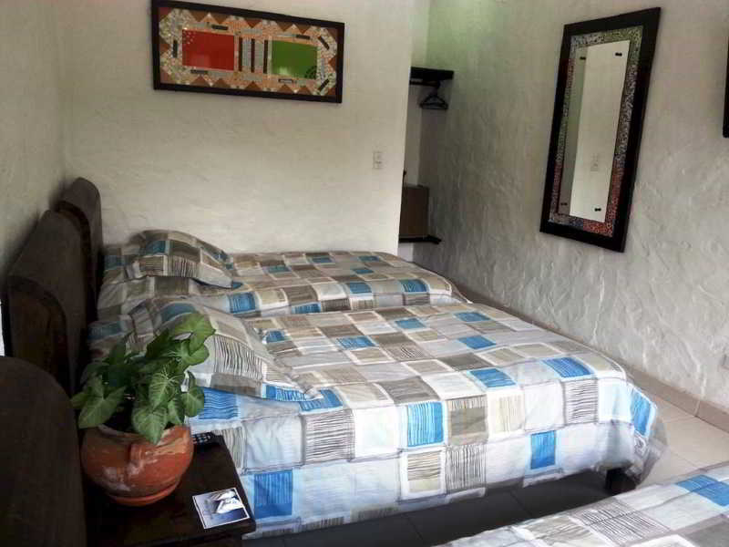 Hotel Villa Maritza Melgar Bagian luar foto
