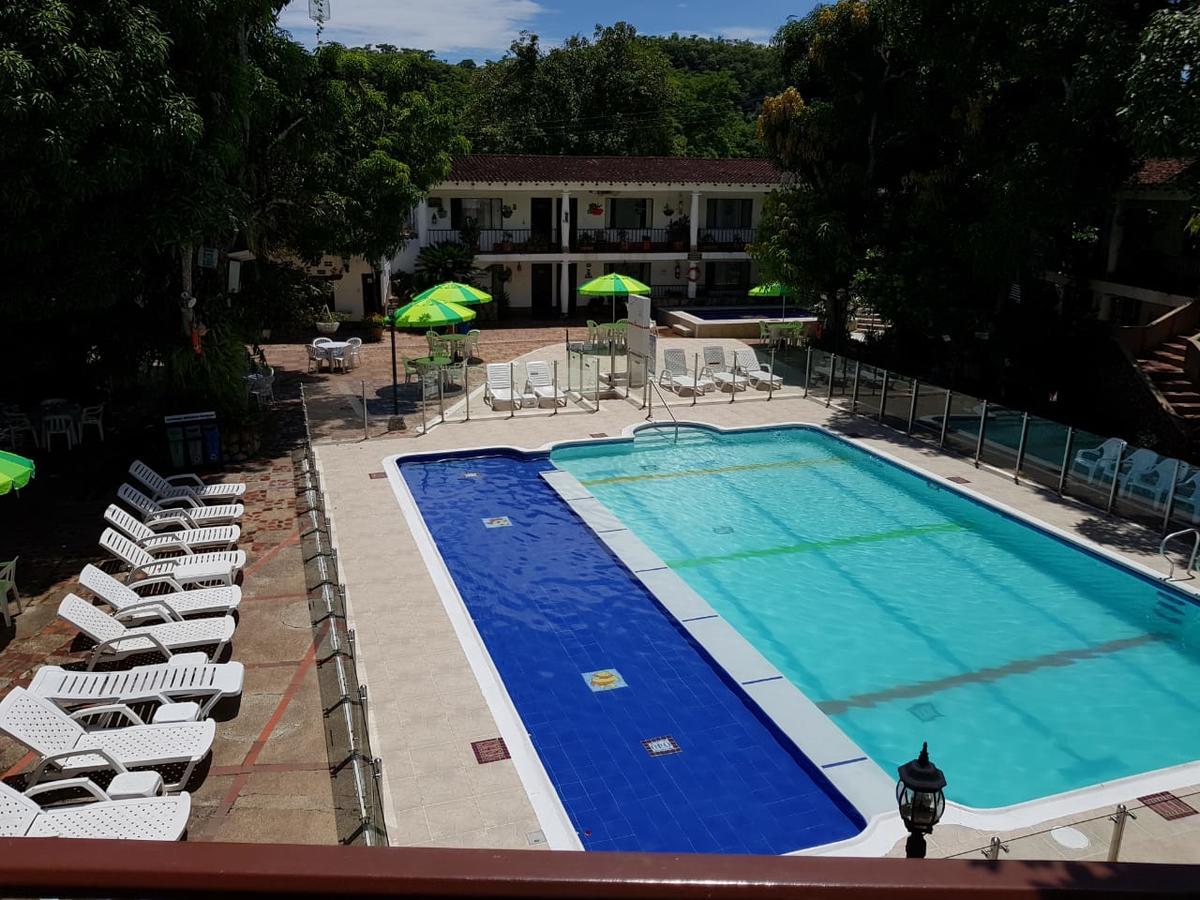 Hotel Villa Maritza Melgar Bagian luar foto