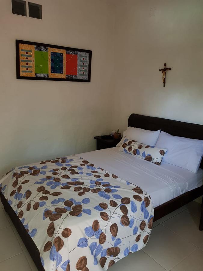 Hotel Villa Maritza Melgar Bagian luar foto